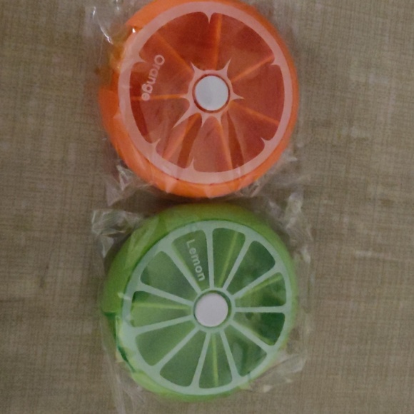 Pill box compartment - Picture 1 of 1